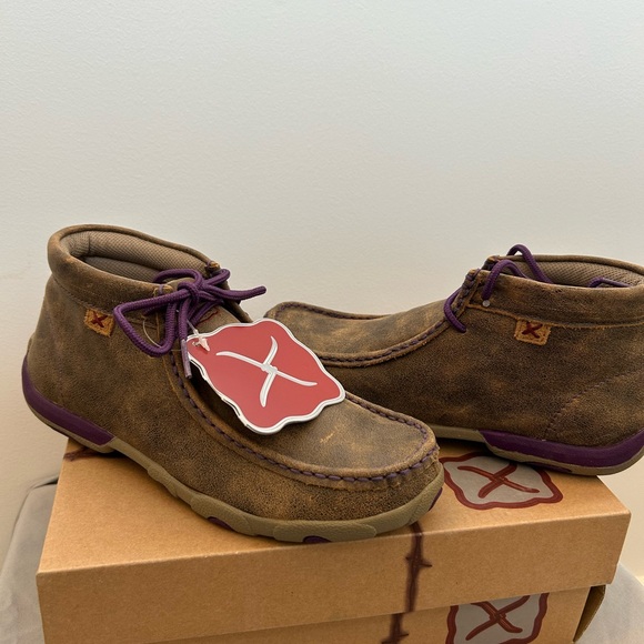 NWT- Twisted X Woman’s Chukka Driving Mocs- WDM0015- Size 7 - Picture 2 of 6